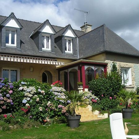 Les Hortensias Saint-Pierre-de-Plesguen Exterior foto